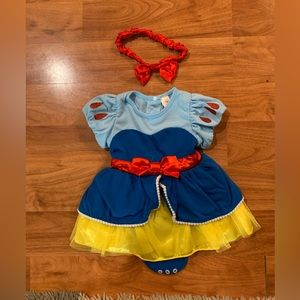Baby Snow White Halloween costume 3-6 month